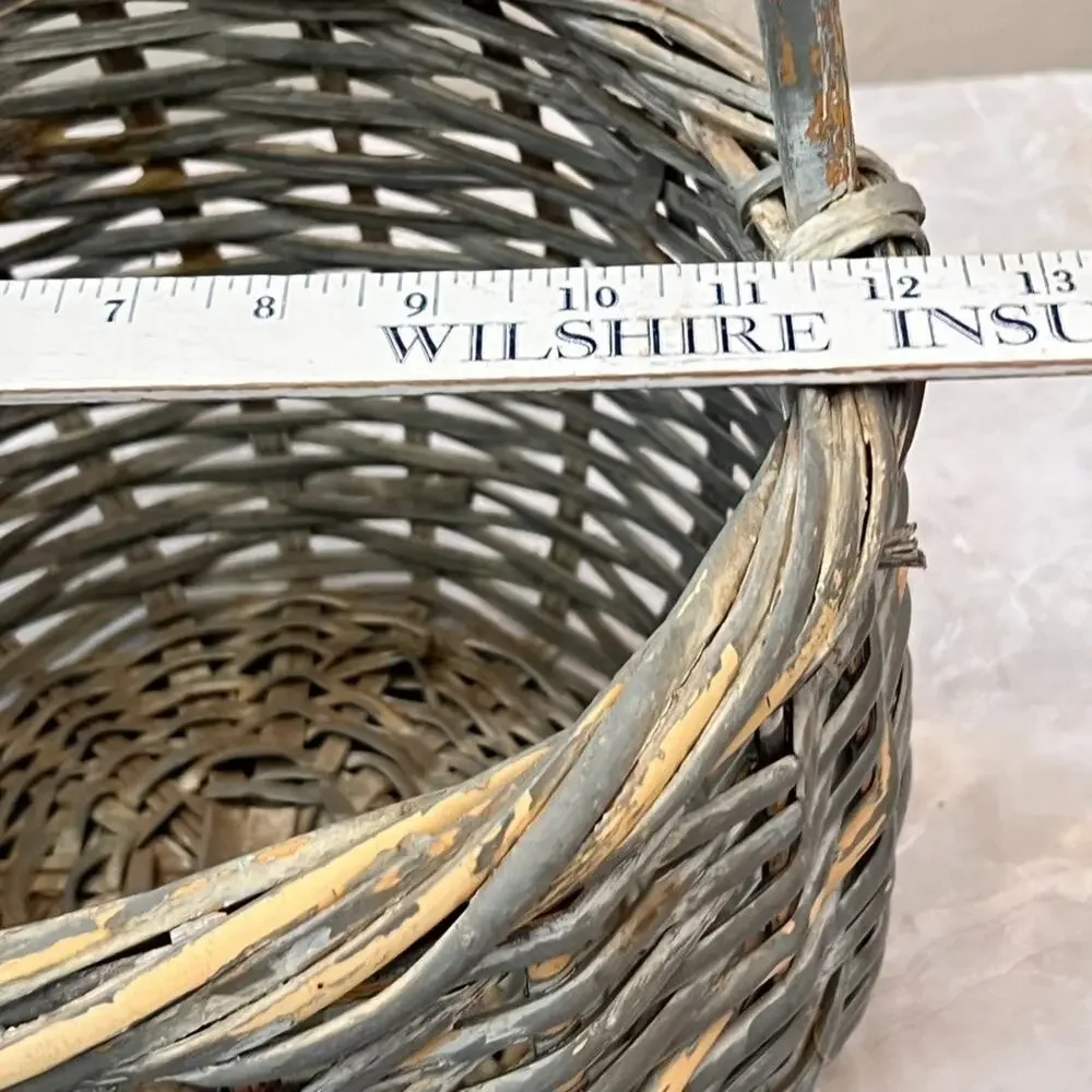 Medium Round Wicker Basket 11